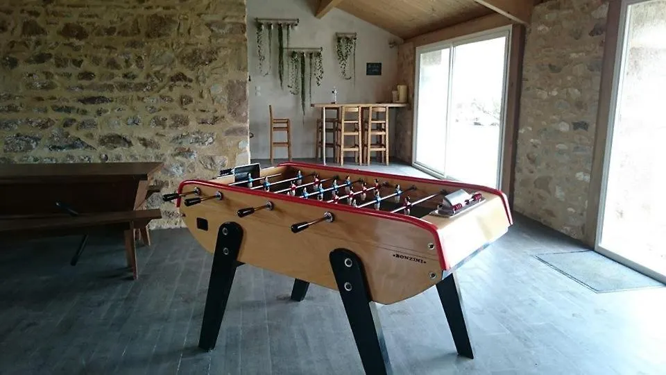 Gite Des Chambauds - Allier - Auvergne -12 Pers Le Donjon 0*,  France