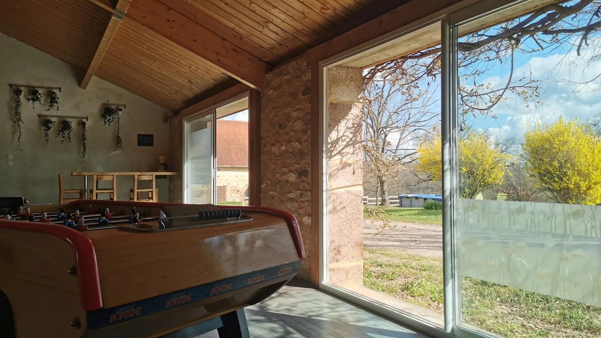 Holiday home Gite Des Chambauds - Allier - Auvergne -12 Pers Le Donjon